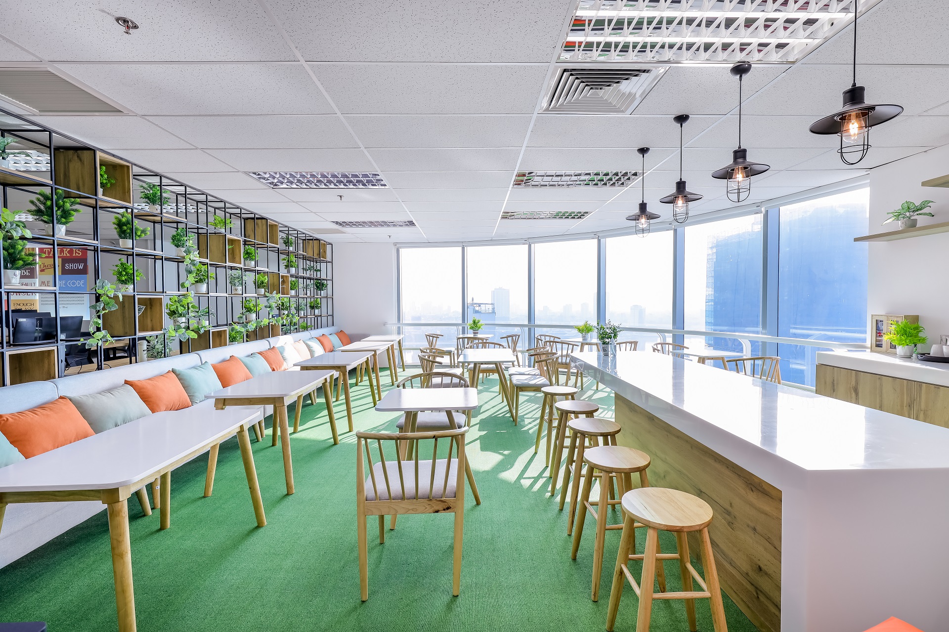 Chụp ảnh văn phòng Saigon Technology Đà Nẵng